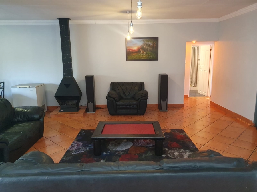 4 Bedroom Property for Sale in Parys Free State